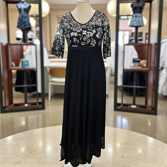 Rosegal Dresses & Skirts - Rosegal 2XL Plus Size Black Silver Sequin Floral Mesh Maxi Evening Formal Dress